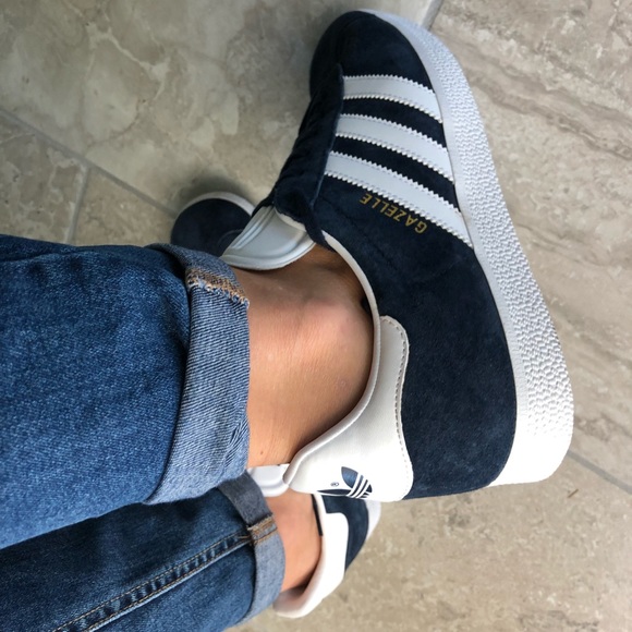 🏇🏽Adidas Gazelle 🏇🏽New -runs size biggest - Picture 4 of 6